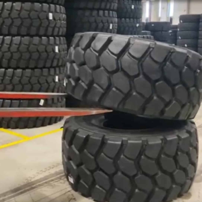 How to stack tyres